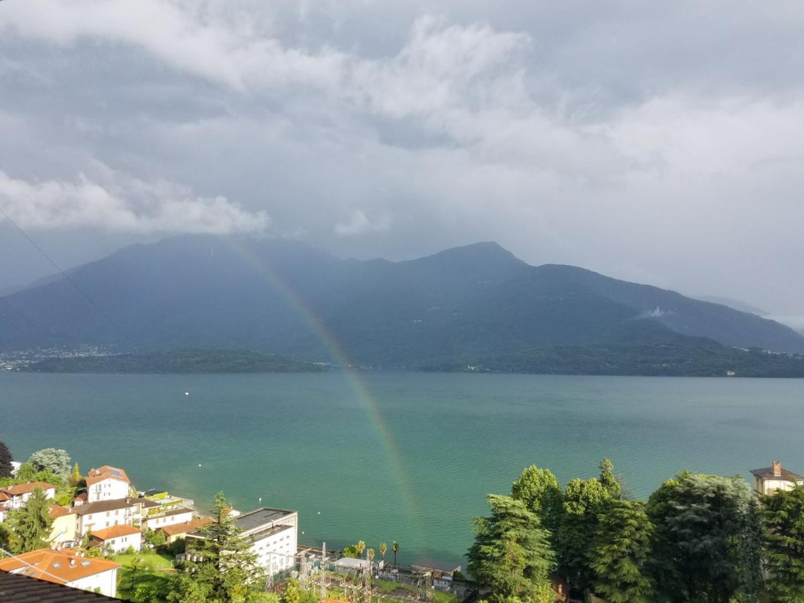 Ulivi On The Lake Донго Экстерьер фото